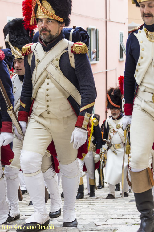 Napoleone all'Elba_duecentesimo anniversario dell'esilio_soldati in parata