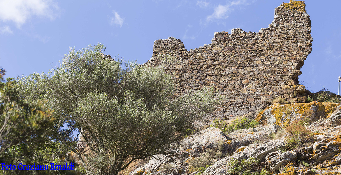 Monumenti Elba avamposto