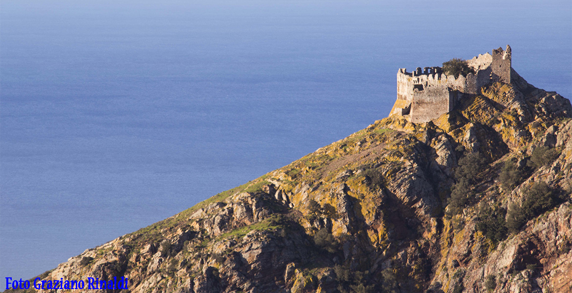 castello sul mare Elba