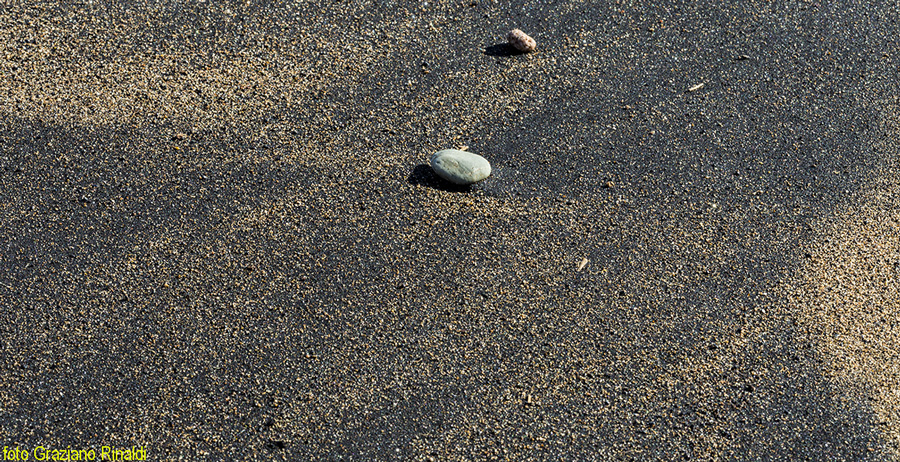 sabbia nera cala seregola