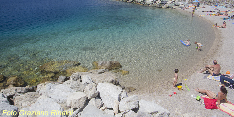 Le spiagge più belle dell'isola d'Elba_Porto Azzurro La Pianotta