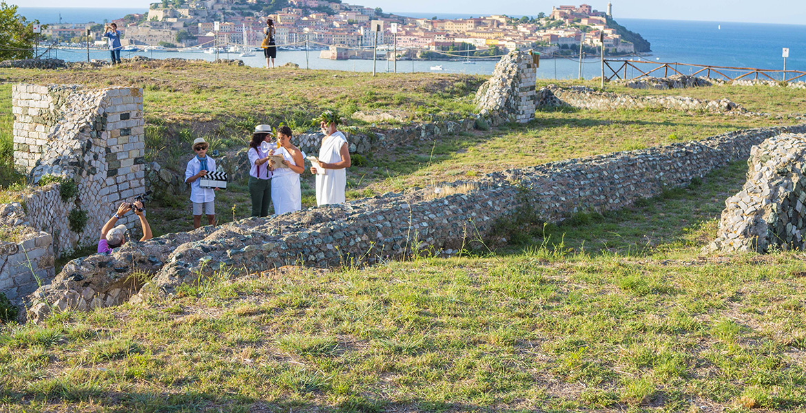 La Pazza Gioia all'isola d'Elba_Le Grotte Portoferraio