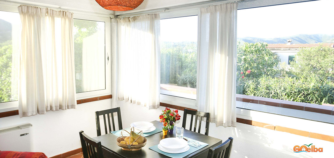 Annarita apartments Marina di Campo Dining area