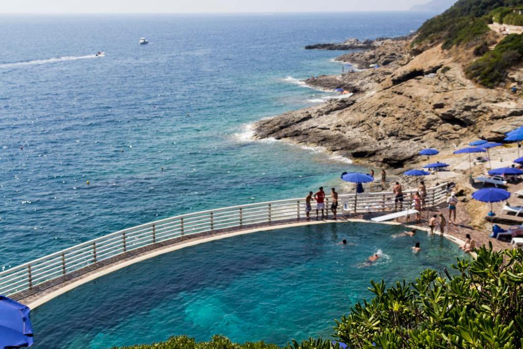 Trilocale Capo D'Arco