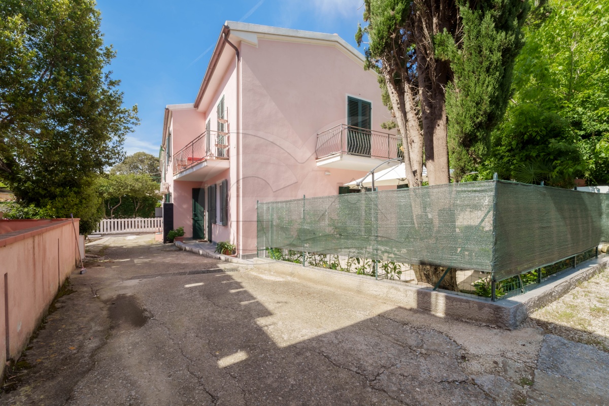 Appartamento Via del Mare 20