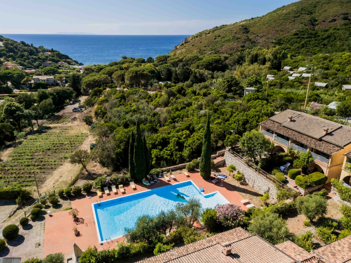 Relais Nisportino - Borgo Alloro Fonte ed Aida