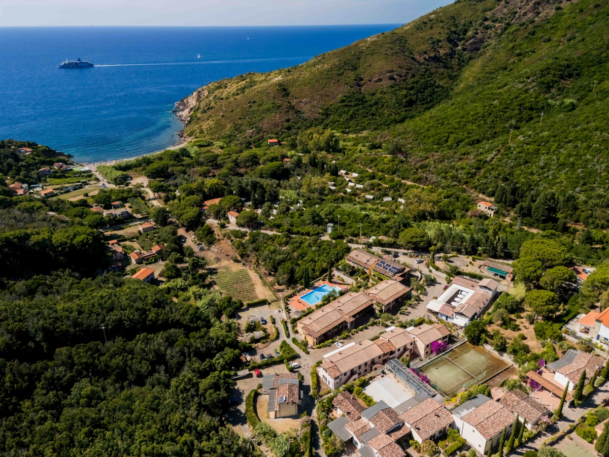 Relais Nisportino - Borgo Alloro Fonte ed Aida