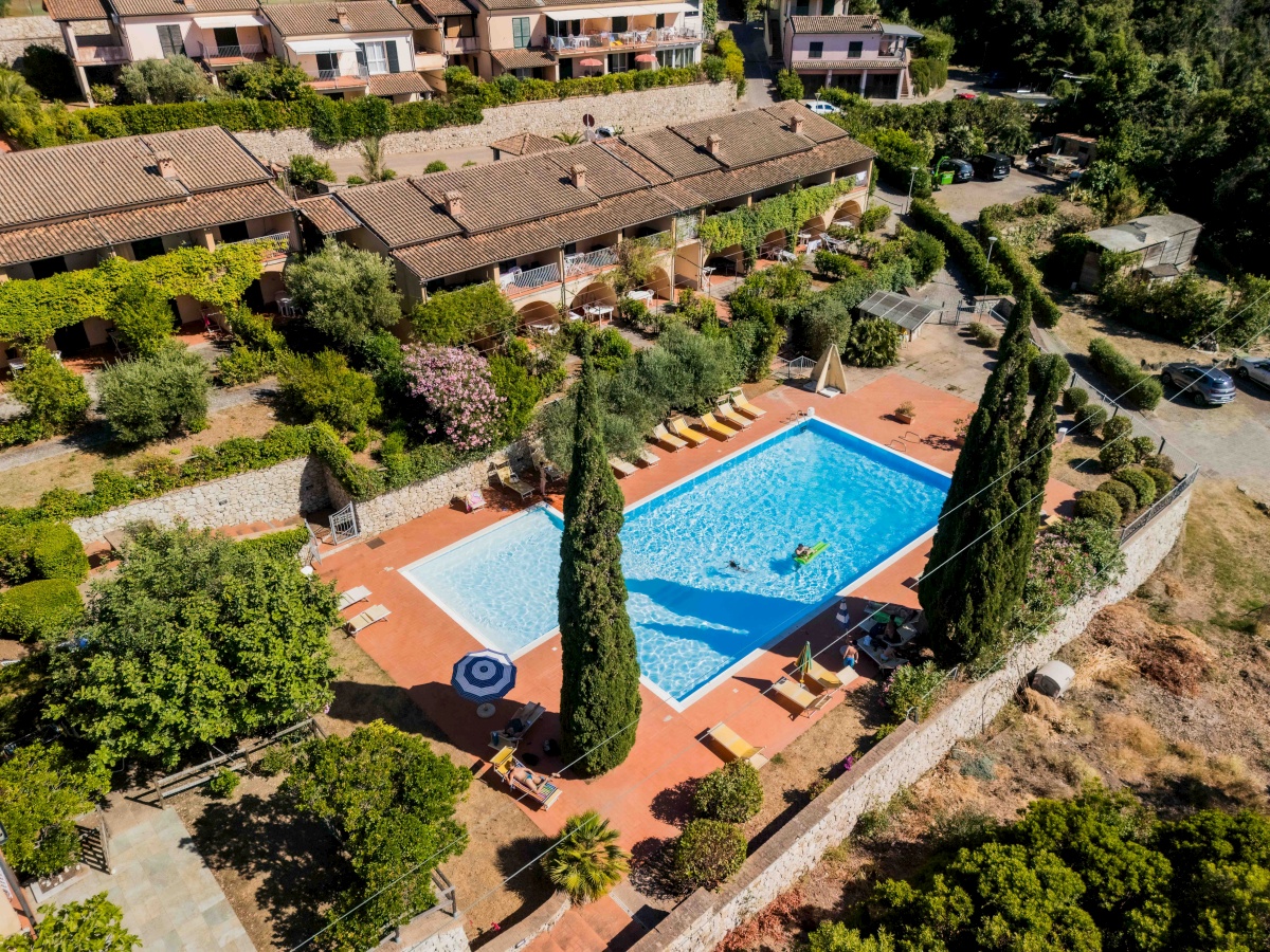 Relais Nisportino - Borgo Alloro Fonte ed Aida